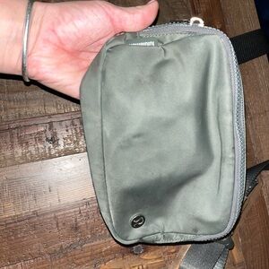 lululemon athletica Olive Belt Bag